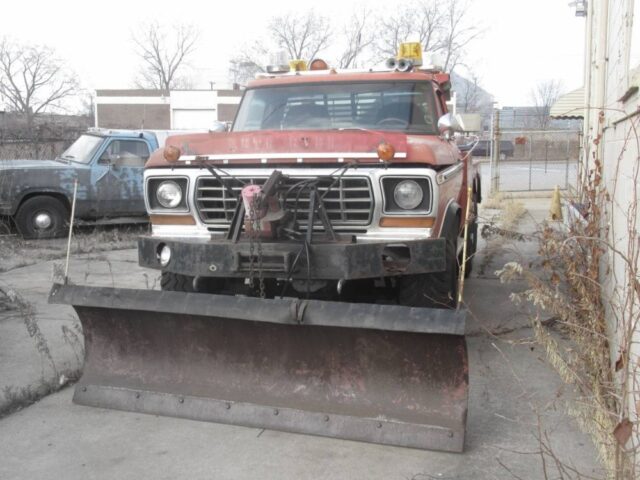 Hand-Built '79 Ford Tow Truck Pulls Double Duty as a Plow Rig