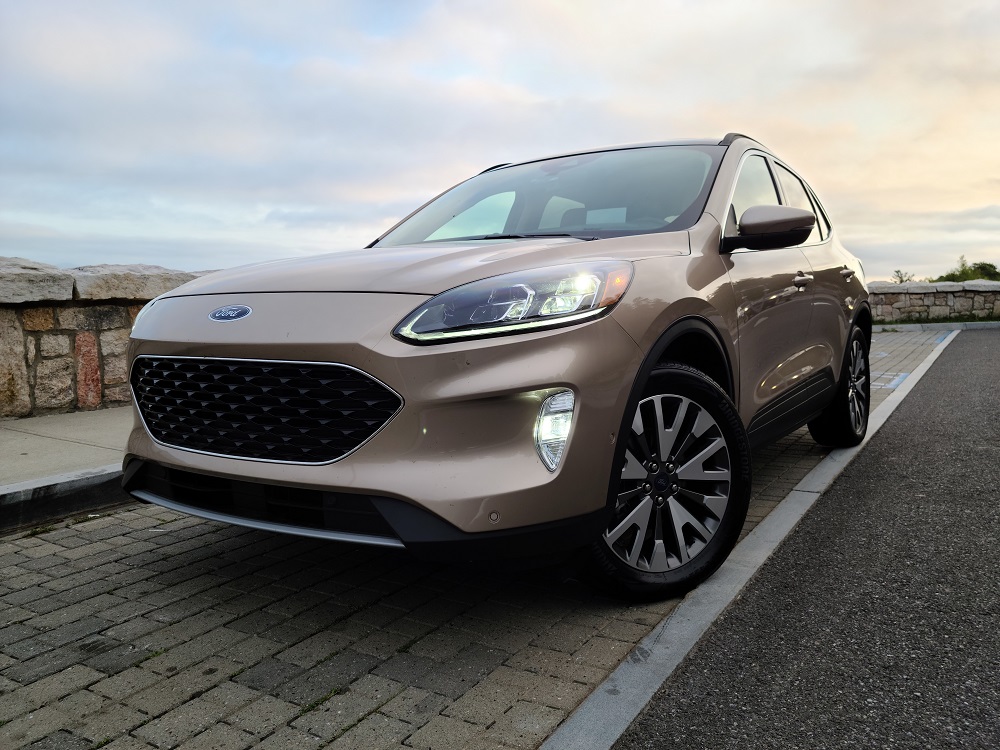 2020 Ford Escape Titanium Hybrid AWD Reviewed – Peak Daily Driver