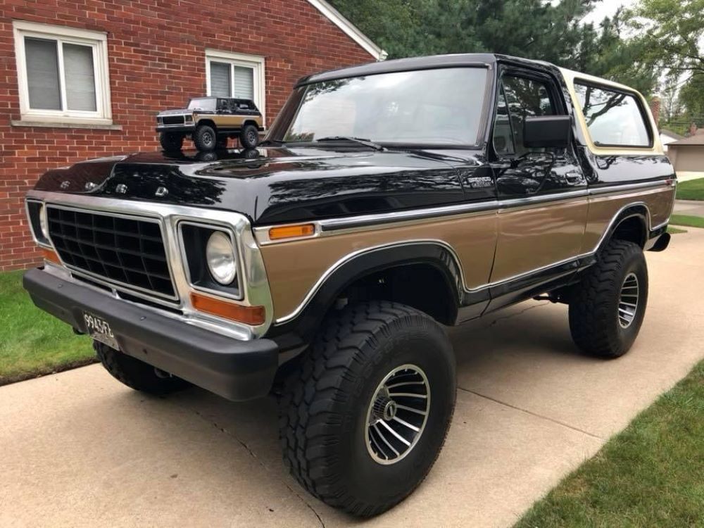 1979 Ford Bronco Raven Black and Gold Metallic