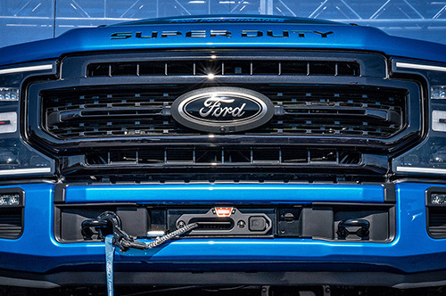 Building on the success of the Ford Performance Parts Winch by Warn offered on the Ford Super Duty Tremor,12,000 pounds of winching power will soon be available for any properly equipped 2020 or newer Super Duty pickup.
