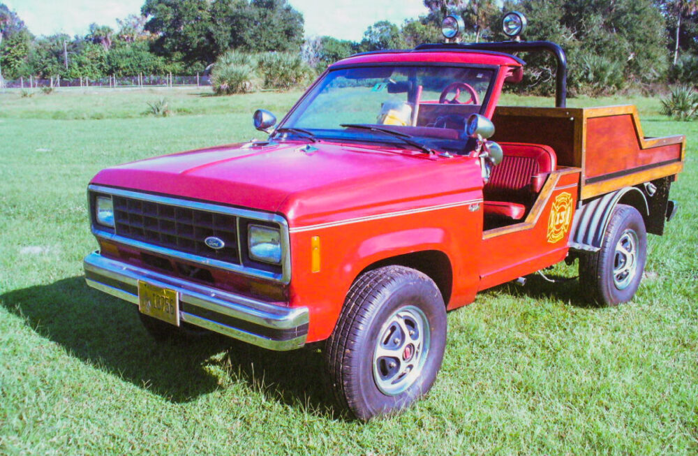 1985 Ford Bronco II Fire Truck (Classic Car DB)