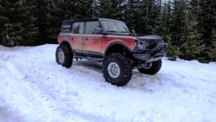 2021 Ford Bronco with Solid-Axle Goes Snow-Wheeling