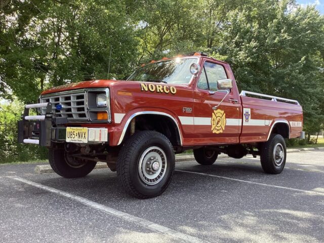 1986 Ford F-350 Fire Brush Truck