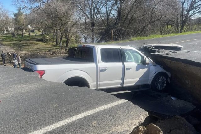Ford F-150 Crashes Into Sinkhole