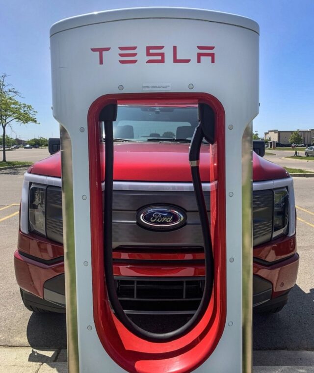 Ford vs Tesla